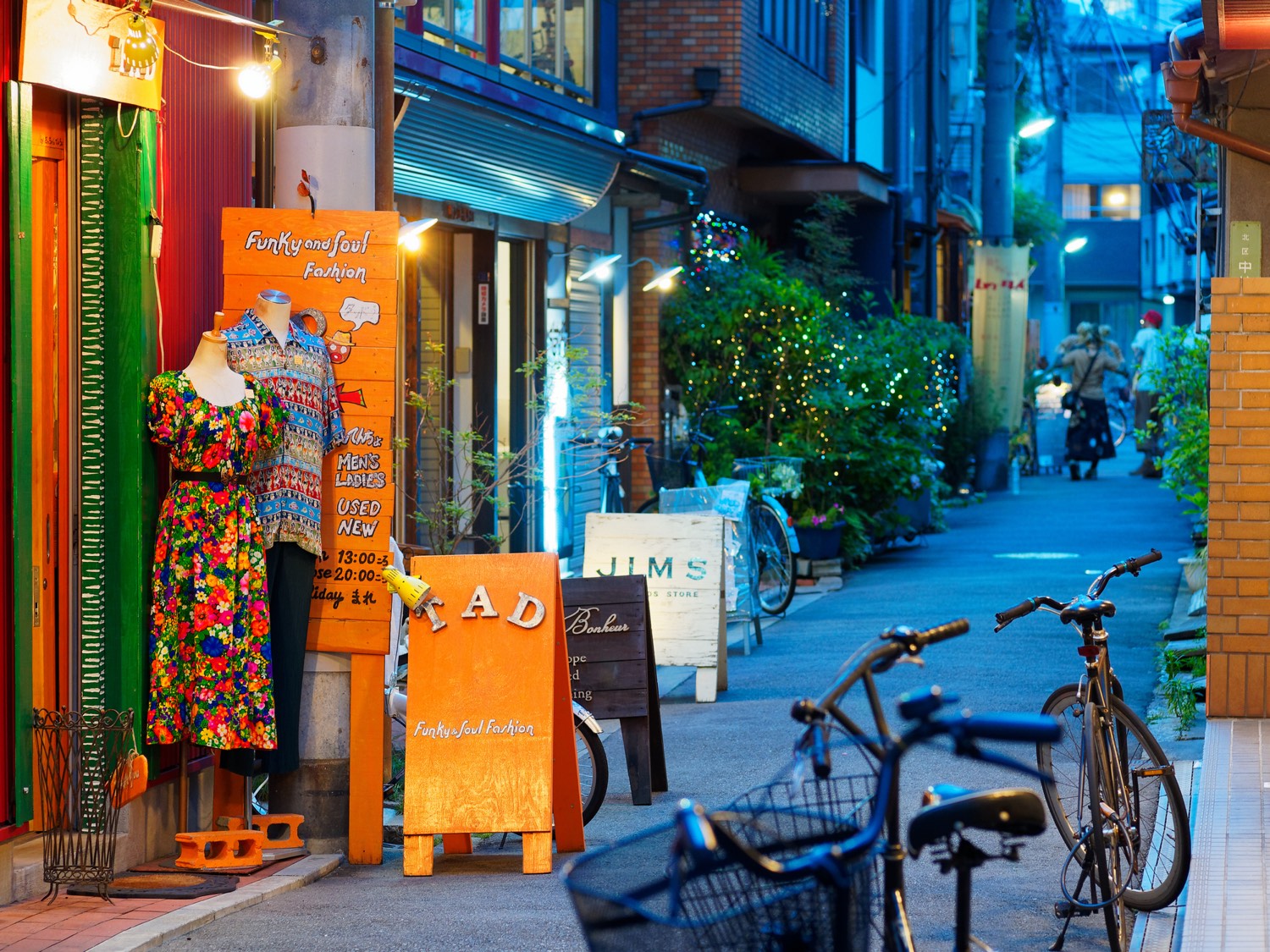 中崎町 夕暮れの路地